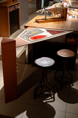 Open Space in stile eclettico di 60 di VALENTINA AUTIERO    architecture │ interiors │ design projects