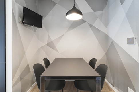 Cucina in stile contemporaneo di 10 di Desearq studio - architettura e interior design