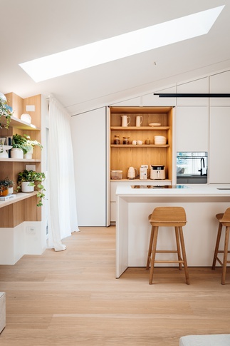 Open Space in stile japandi di 65 di Alexandra Designer
