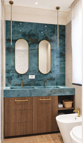 Bagno in stile moderno di 4 di Arcangelo Primato