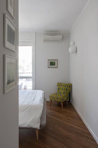 Camera da Letto in stile contemporaneo di 13 di induestudio