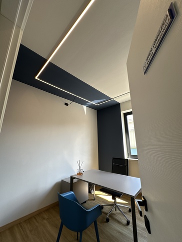 Studio in stile moderno di 9 di Studio LABventinove