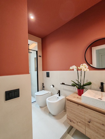 Bagno in stile contemporaneo di 6 di Rossana Alfieri Architetto Bagno in stile contemporaneo di 6 di Rossana Alfieri Architetto