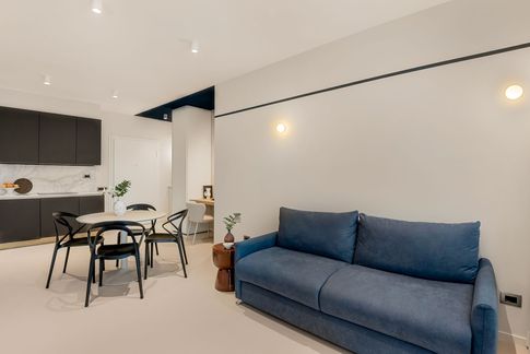 Open Space in stile minimal di 28 di Sofia Carta Studio