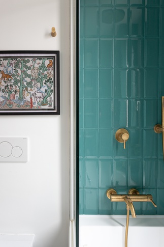 Bagno in stile mediterraneo di 8 di Martini & Partners