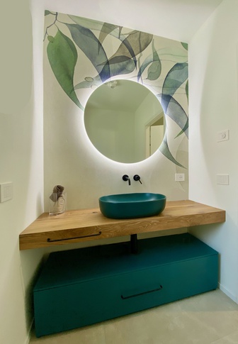 Bagno in stile moderno di 4 di SuMisura Architetti