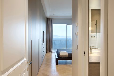 Camera da Letto in stile contemporaneo di 22 di Studio VeneziaTre arch ass