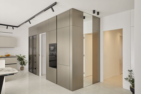 Open Space in stile moderno di 40 di Chantal Forzatti architetto Open Space in stile moderno di 40 di Chantal Forzatti architetto