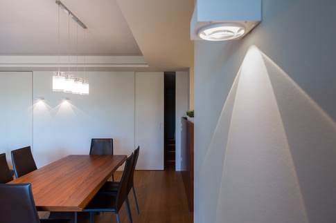 Soggiorno in stile contemporaneo di 55 di L2 architecture + interior design Soggiorno in stile contemporaneo di 55 di L2 architecture + interior design