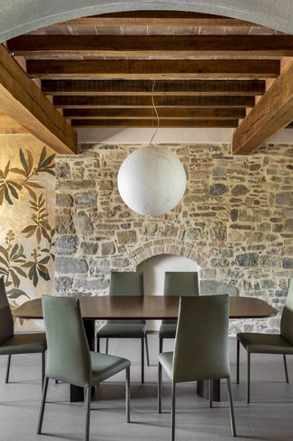 Sala da Pranzo in stile moderno di 50 di Federica Rossi Sala da Pranzo in stile moderno di 50 di Federica Rossi
