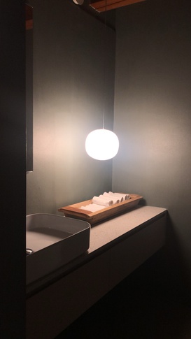 Bagno in stile minimal di 16 di design by very