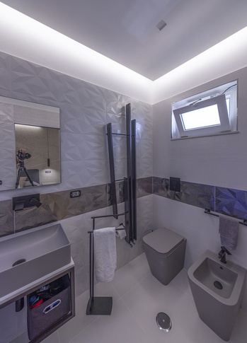 Bagno in stile moderno di 5 di Emanuele Tortorelli   architetto