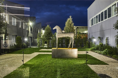 Giardino in stile industriale di 1200 di COLLETTIVO_INVƎRSO