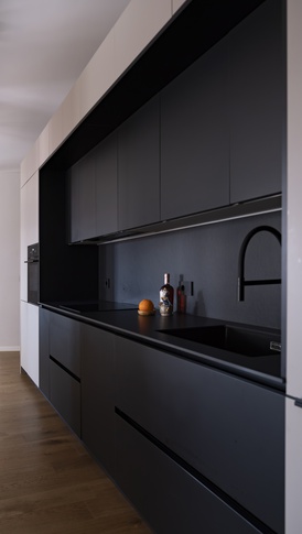 Cucina in stile contemporaneo di 10 di Michela Cordisco Studio