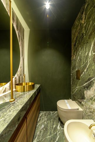 Bagno in stile contemporaneo di 20 di Salvatore Sito Interior Designer