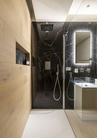 Bagno di Servizio in stile contemporaneo di 8 di Diletta Villani Architetto
