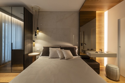 Camera da Letto in stile contemporaneo di 20 di Francesco Cardano Interior Designer