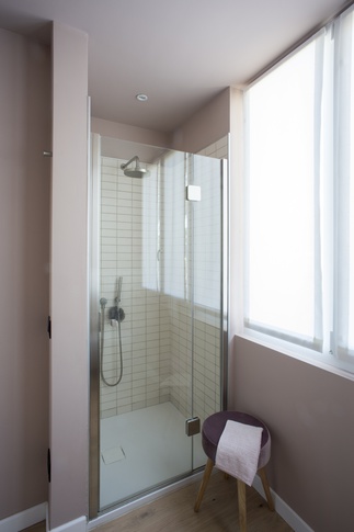 Bagno in stile contemporaneo di 9 di MatStudio