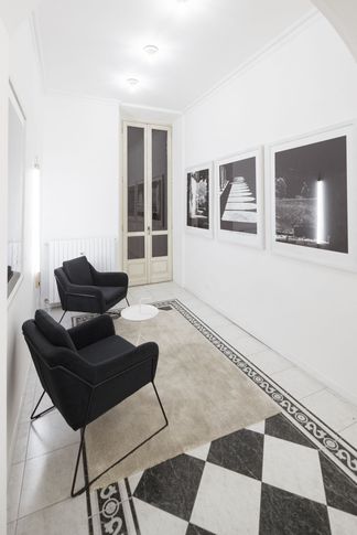 Studio in stile contemporaneo di 240 di Studio 3Mark