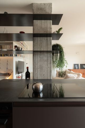Open Space in stile contemporaneo di 45 di Gambino Flamini | architetti