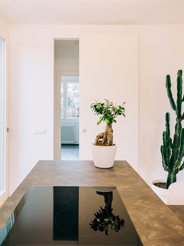Open Space in stile moderno di 48 di COBE architetti