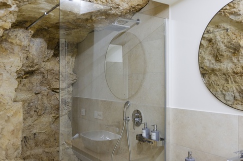 Bagno in stile rustico di 7 di ValentinaZoccoArchitetto