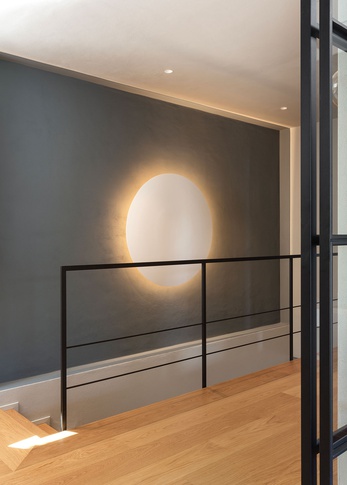 Corridoio in stile moderno di 19 di Annalisa Carli Architetto