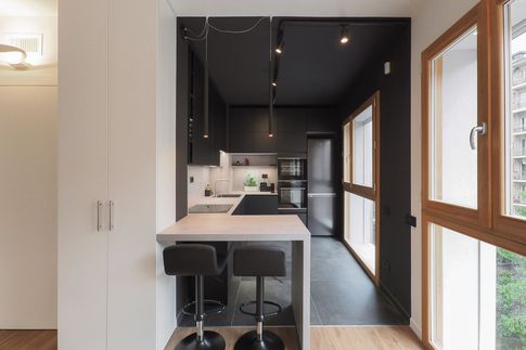 Cucina in stile moderno di 8 di Desearq studio - architettura e interior design