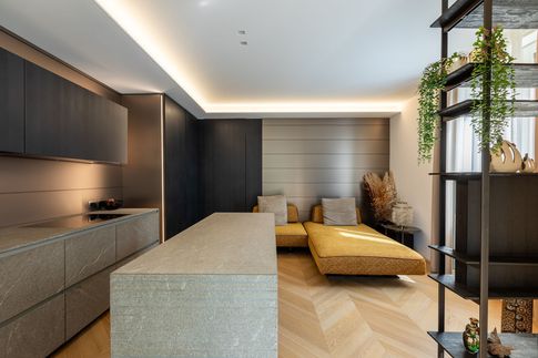 Open Space in stile moderno di 22 di LR Home Planner
