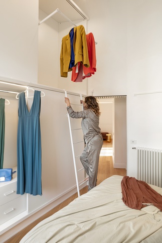 Camera da Letto in stile contemporaneo di 15 di VALENTINA AUTIERO architecture │ interiors │ design projects Camera da Letto in stile contemporaneo di 15 di VALENTINA AUTIERO architecture │ interiors │ design projects