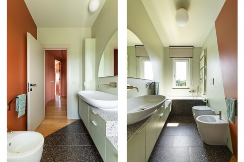 Bagno in stile contemporaneo di 5 di Rachele Biancalani Studio Bagno in stile contemporaneo di 5 di Rachele Biancalani Studio