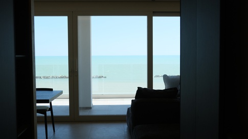 Open Space in stile contemporaneo di 34 di Abitacolo Interni