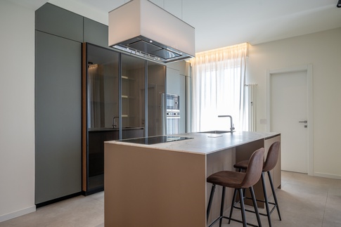 Open Space in stile moderno di 60 di Colab Design