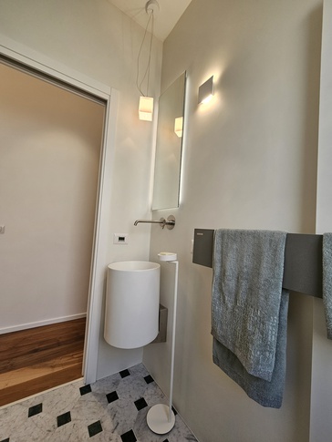 Bagno in stile moderno di 4 di PADarch Bagno in stile moderno di 4 di PADarch