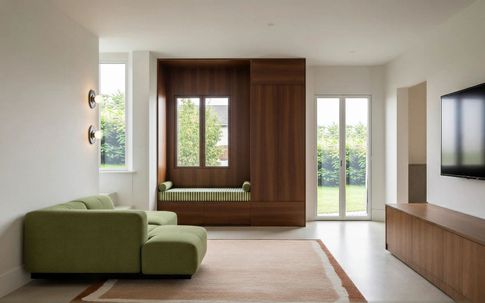 Soggiorno in stile japandi di 30 di EmmePi Architettura
