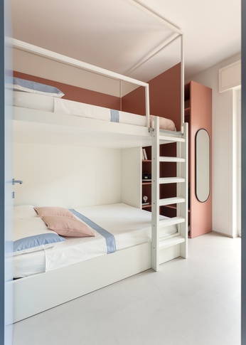 Cameretta Bambini in stile contemporaneo di 10 di Hop!Arch