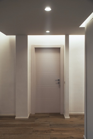 Open Space in stile contemporaneo di 35 di RAG Architettura di Giuseppe Raimondo Architetto