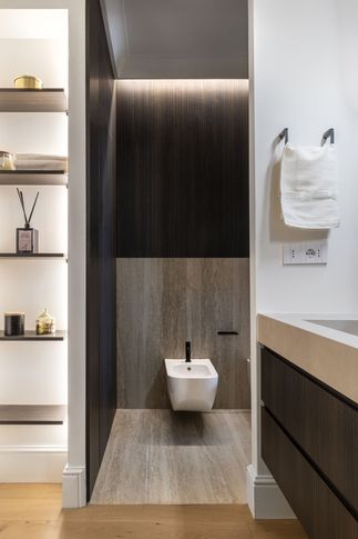 Bagno in stile contemporaneo di 9 di Pamela Camposano Ingegnere Architetto
