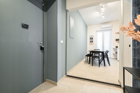 Ingresso in stile contemporaneo di 5 di MANUARINO architettura design comunicazione