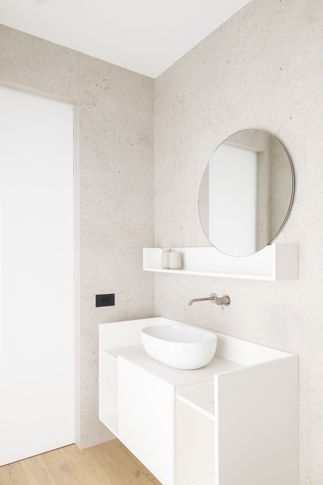 Bagno in stile minimal di 7 di Moroni Architettura 2.0 Bagno in stile minimal di 7 di Moroni Architettura 2.0