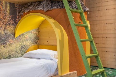 Cameretta Bambini in stile naturale di 13 di Arredamenti Andalo Cameretta Bambini in stile naturale di 13 di Arredamenti Andalo