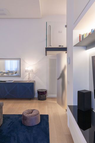 Open Space in stile minimal di 45 di Pucciarelli Architetti