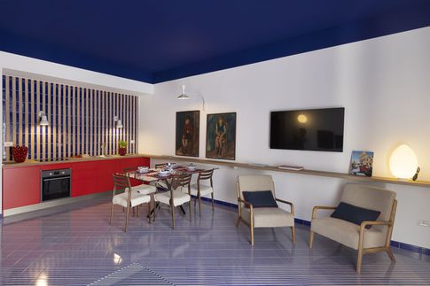 Soggiorno in stile mediterraneo di 35 di Coluccio architetti