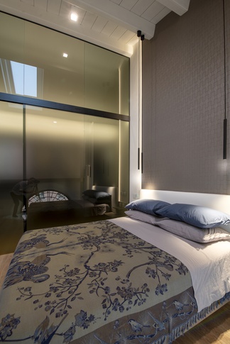Camera da Letto in stile contemporaneo di 16 di Stefano Bergami studio interior design Camera da Letto in stile contemporaneo di 16 di Stefano Bergami studio interior design