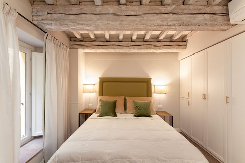 Camera da Letto in stile contemporaneo di 12 di Arky’Studio srl