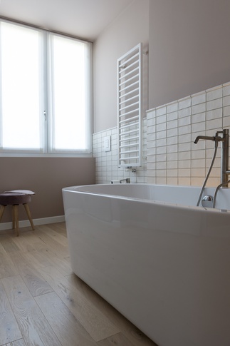 Bagno in stile contemporaneo di 9 di MatStudio