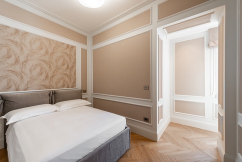 Camera Ospiti in stile classico di 14 di Caprioli Architetti Camera Ospiti in stile classico di 14 di Caprioli Architetti