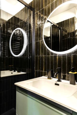 Bagno di Servizio in stile japandi di 3 di Equus Architects Bagno di Servizio in stile japandi di 3 di Equus Architects