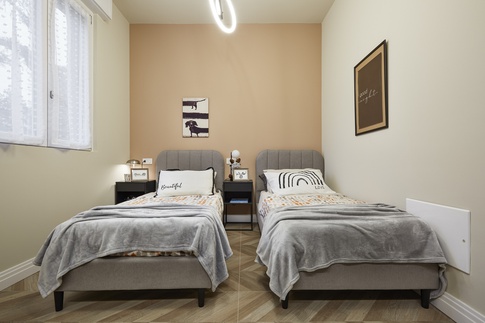 Camera da Letto in stile contemporaneo di 14 di Arar Studio di Arar Muna Isabella Camera da Letto in stile contemporaneo di 14 di Arar Studio di Arar Muna Isabella