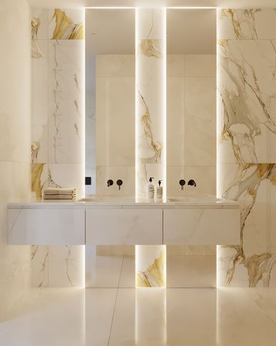 Bagno in stile contemporaneo di 8 di Elena Russo Interiors